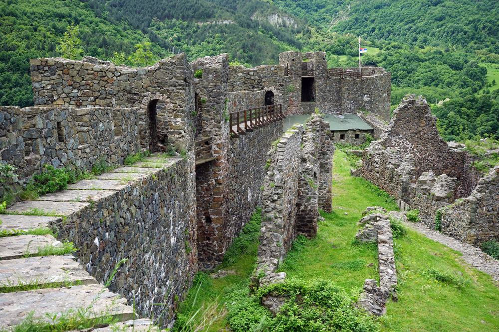Maglič Castle