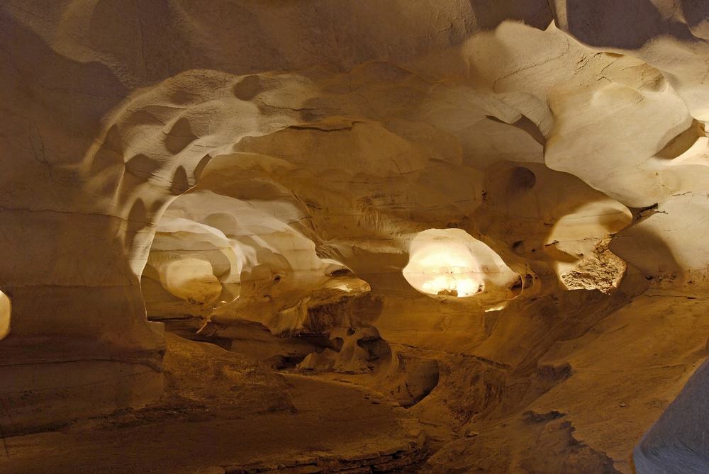 Longhorn Cavern State Park
