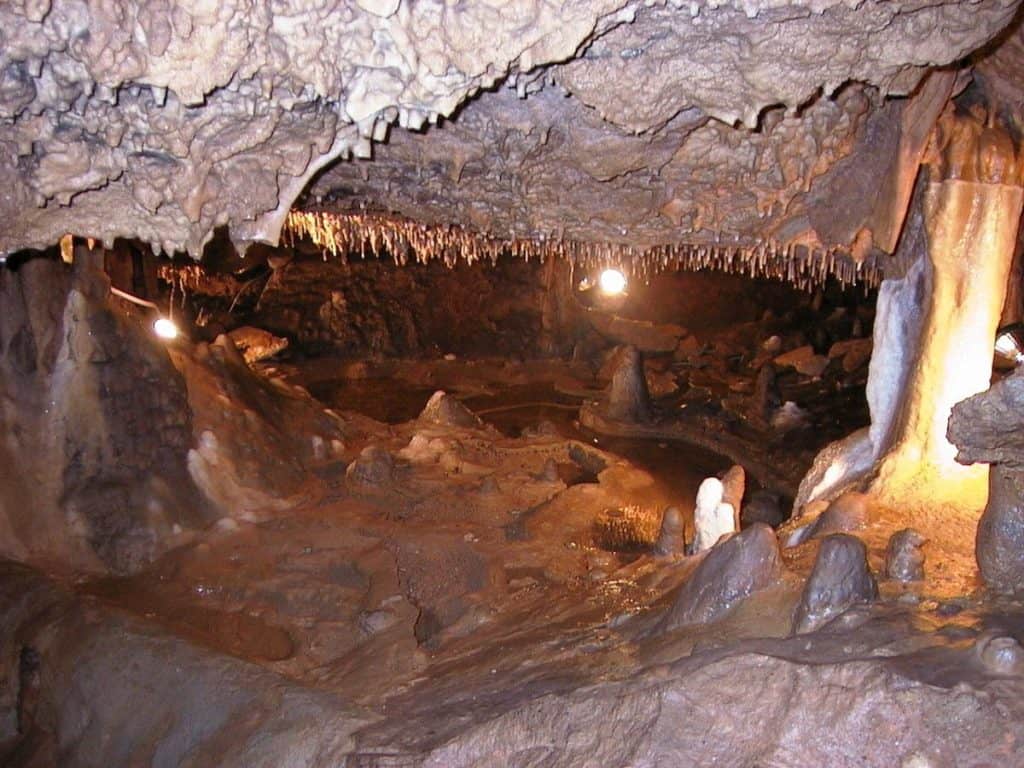 Seneca Caverns