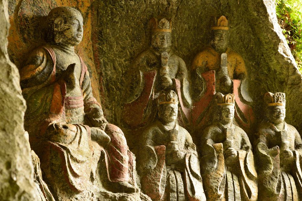 Usuki Buddhas