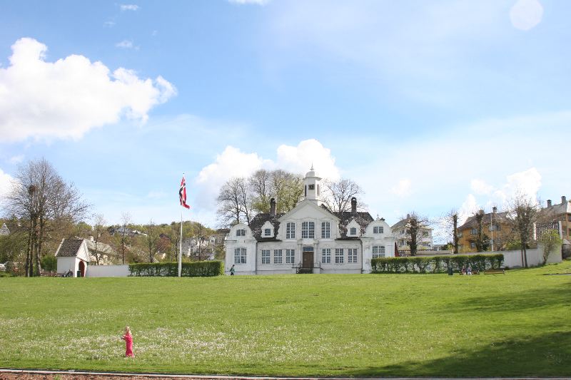 Damsgård Manor
