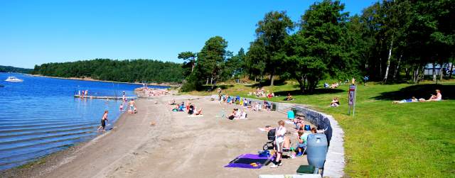 Sandvika Badeplass, Høysand