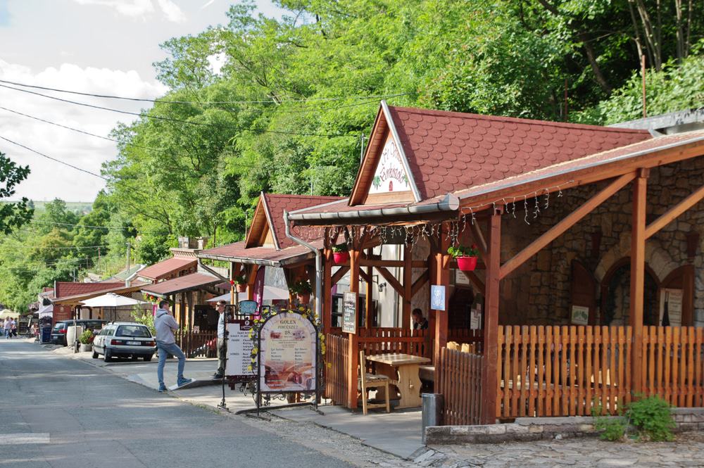 Valley Of The Beautiful Woman, Eger