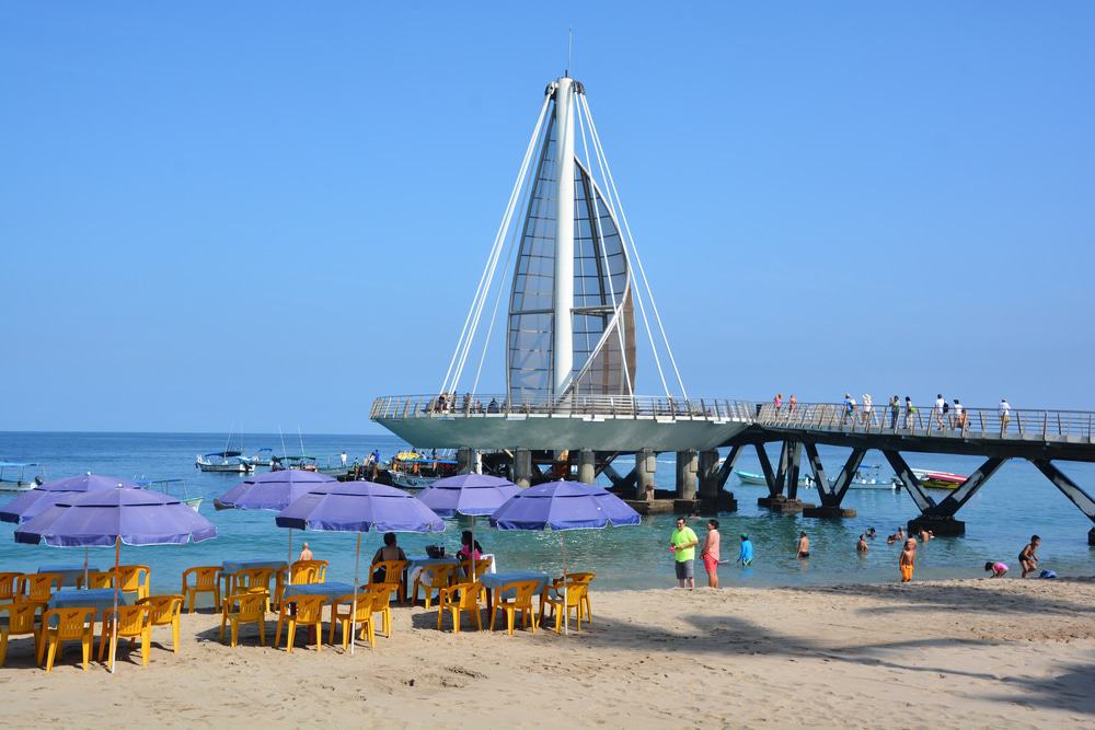 Los Muertos Pier