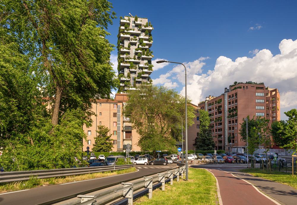 Isola, Milan