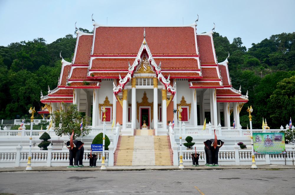 Wat Khao Chong Pran