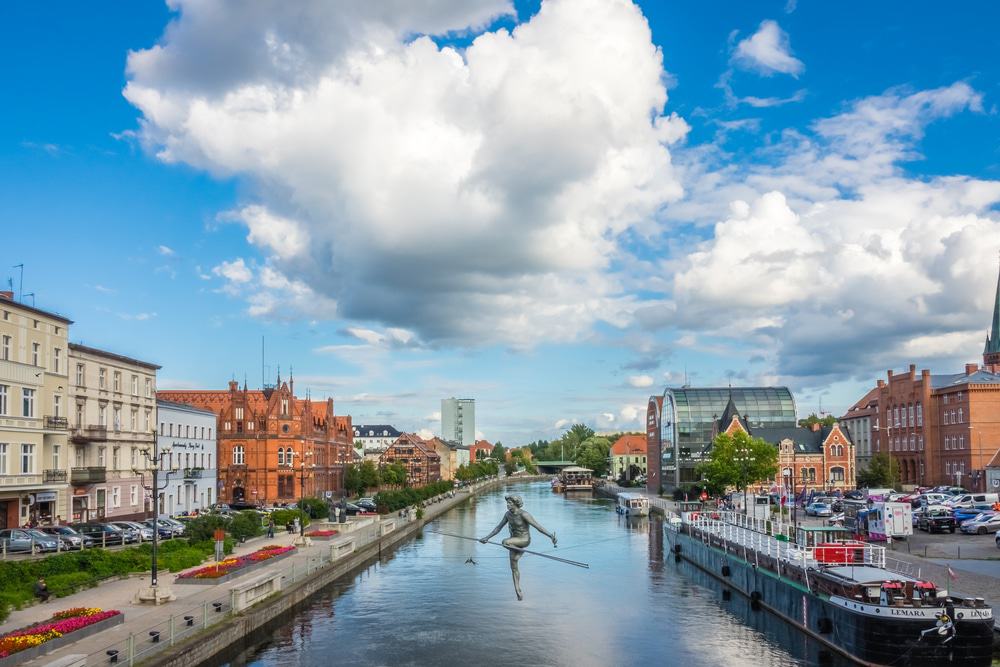 Tightrope Walker, Bydgoszcz Canal