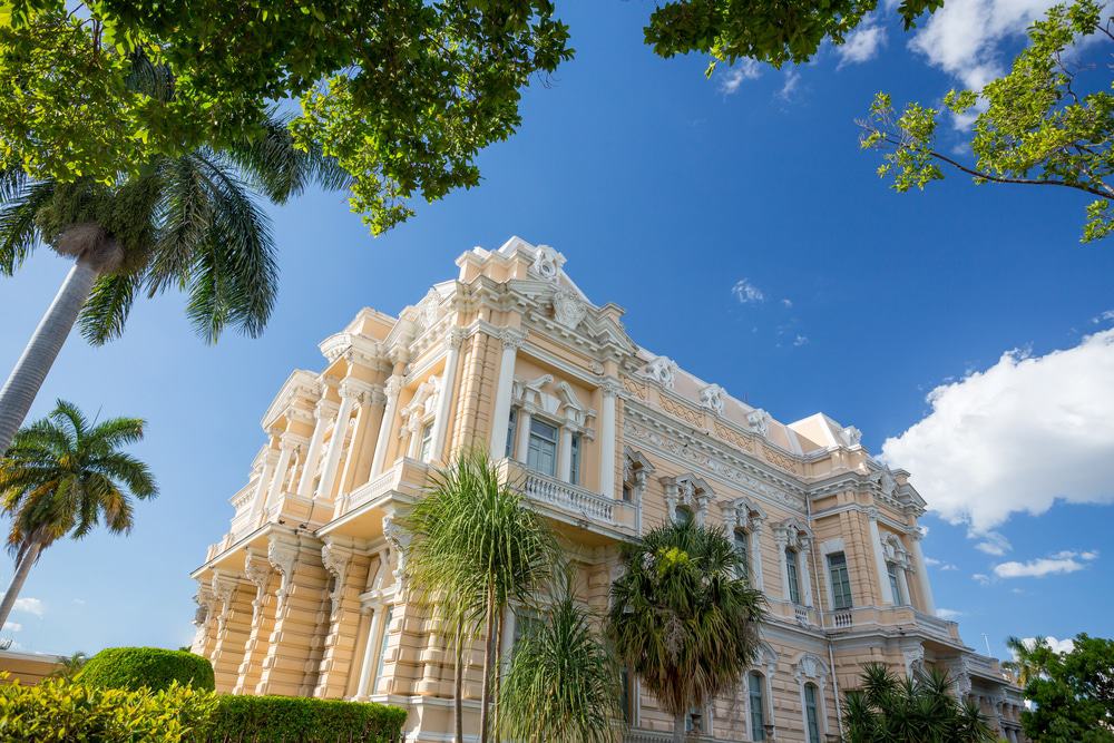 Palacio Cantón