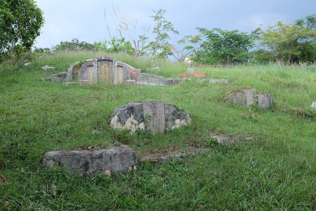 Chinese cemetery, Bukit China