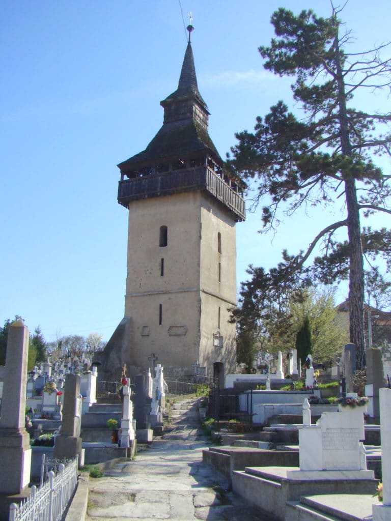 Turnul Vechii Biserici Ortodoxe