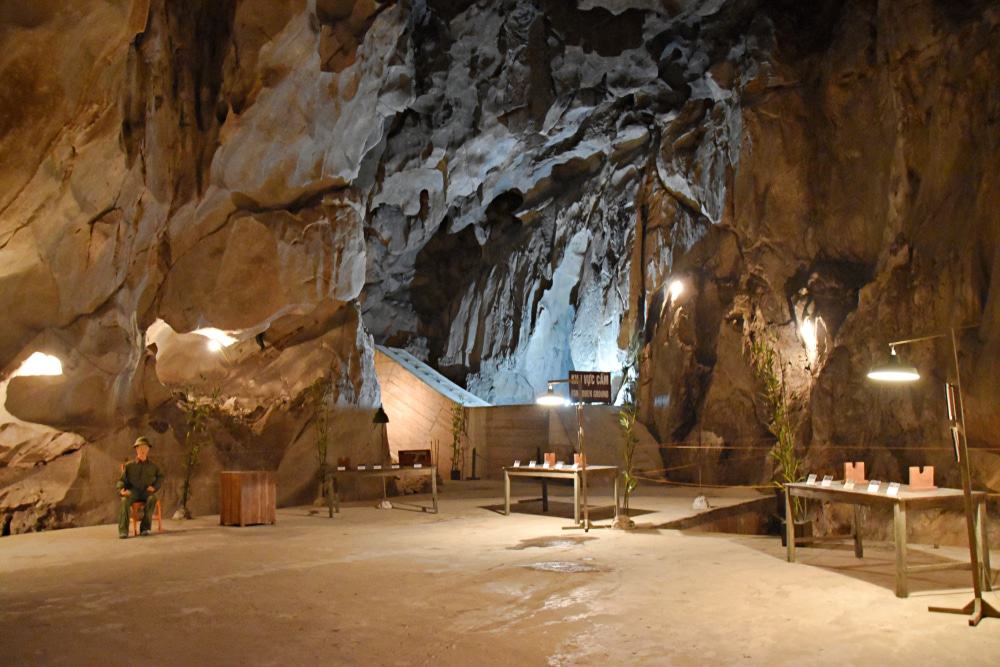 Hospital Cave, Cat Ba