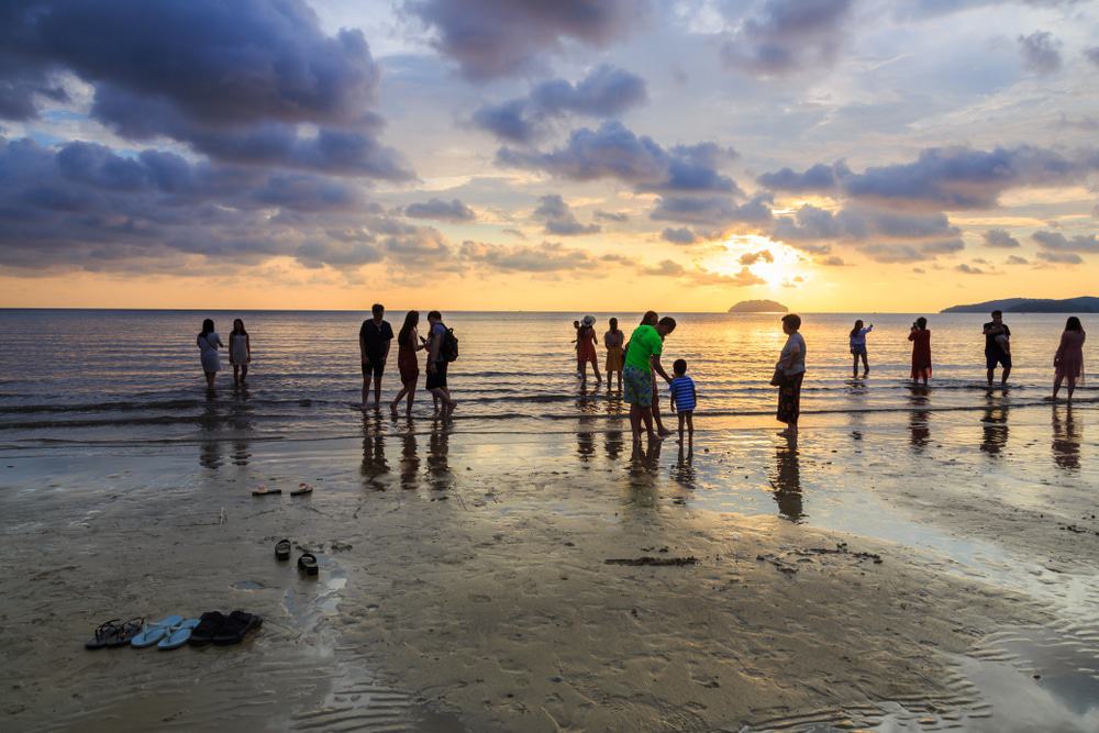 Tanjung Aru Beach, Kota Kinabalu