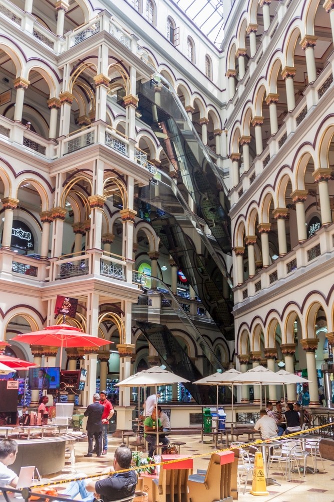 Centro Comercial Palacio Nacional, Medellin