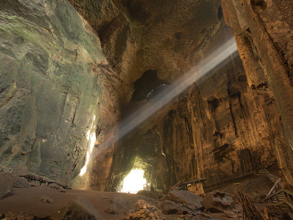 Gomantong Cave, Sandakan
