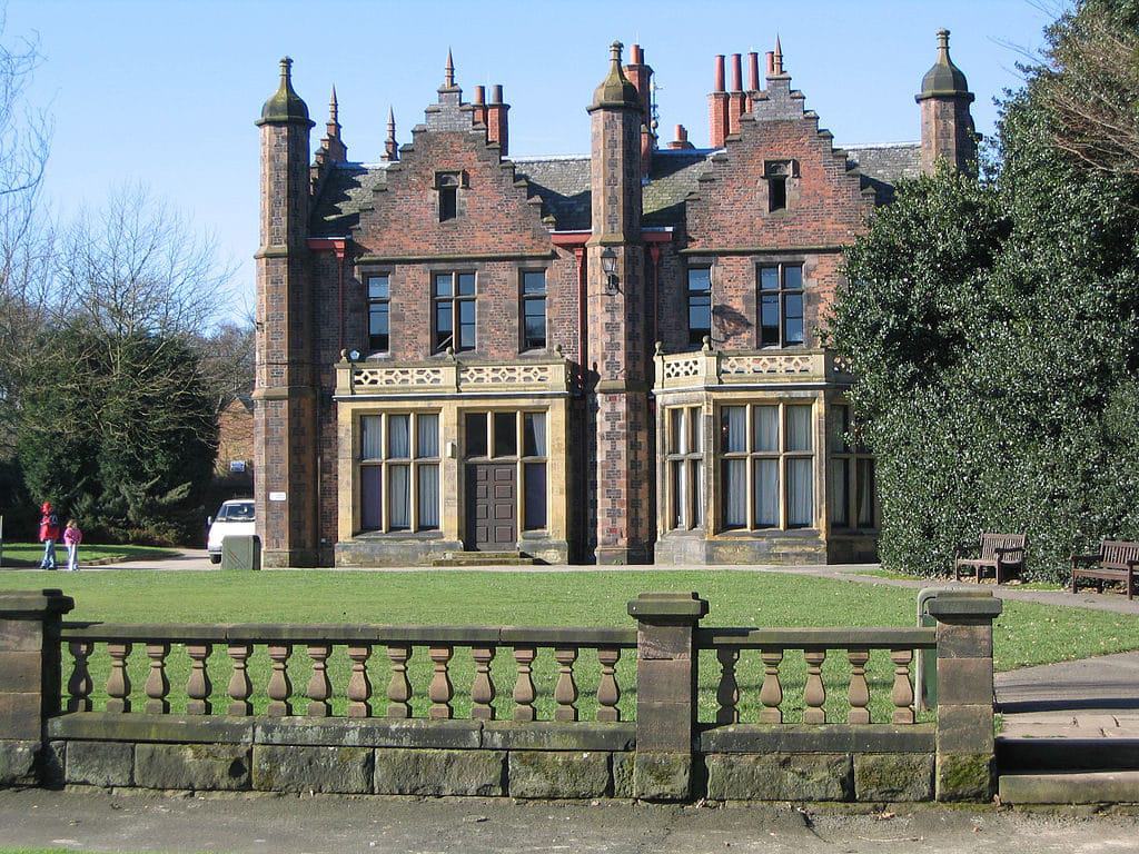 Walton Hall And Gardens