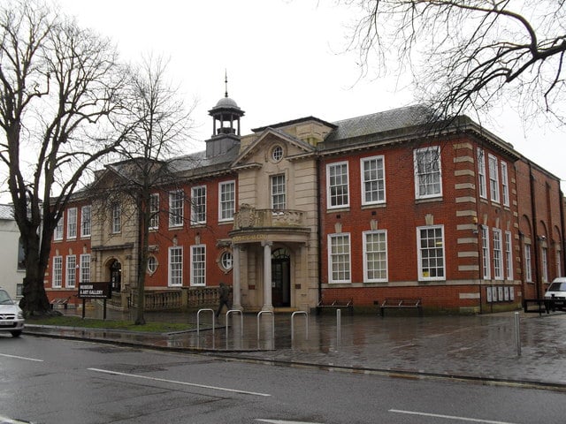Worthing Museum And Art Gallery