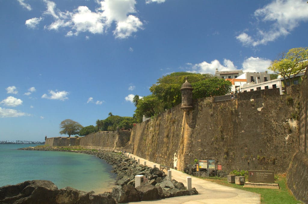 Casa Blanca Museum & San Juan Walls