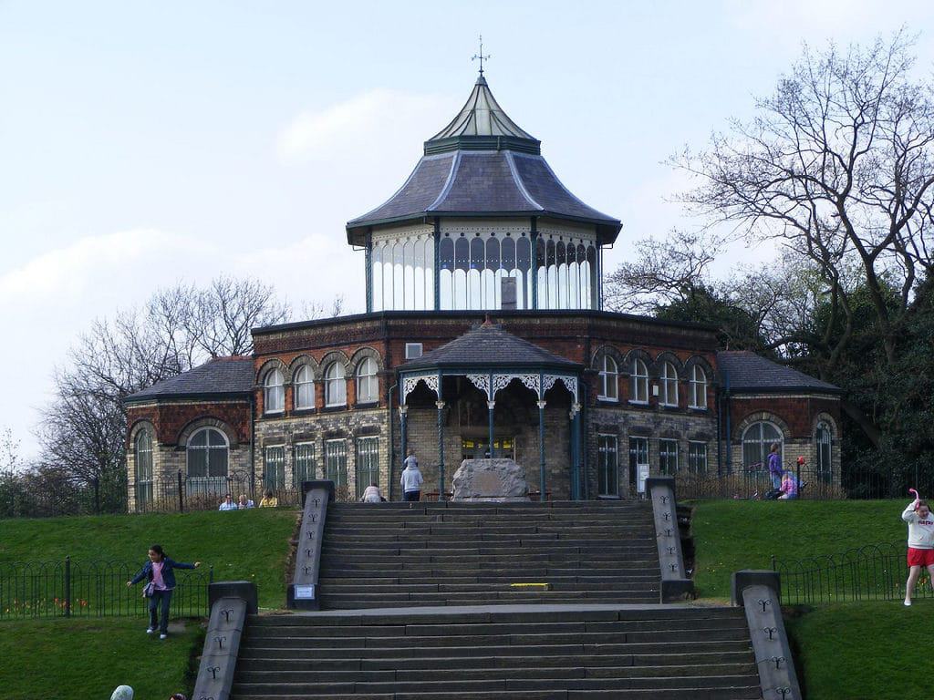 Mesnes Park