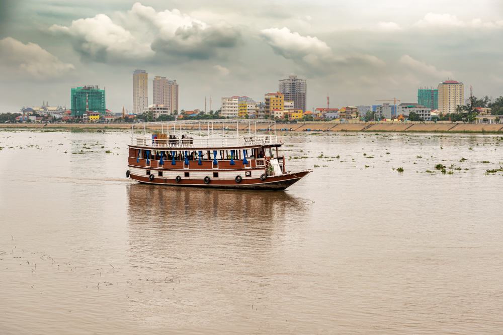 Mekong Cruise, Phnom Penh