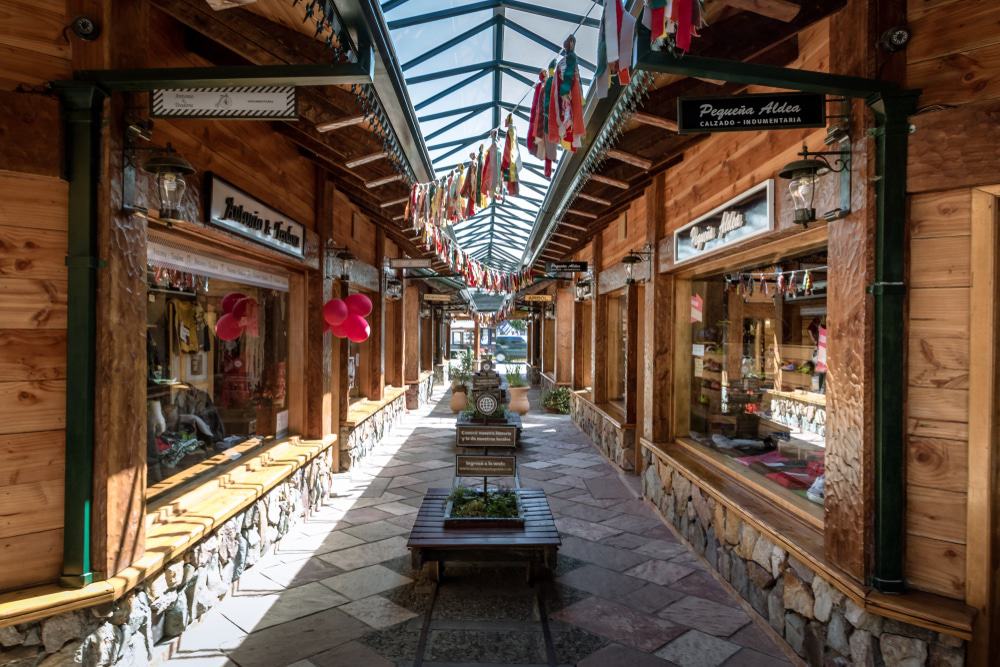 Villa La Angostura Shopping