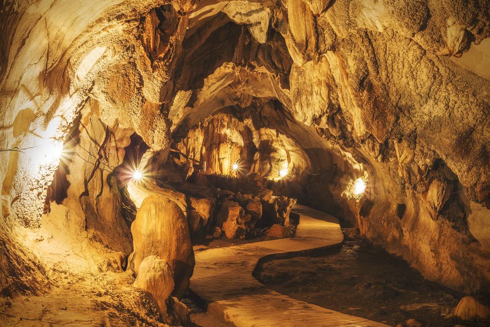 Tham Jang, Vang Vieng