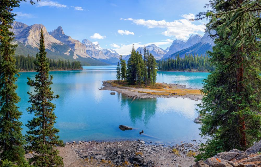 Maligne Lake, Alberta, Canada