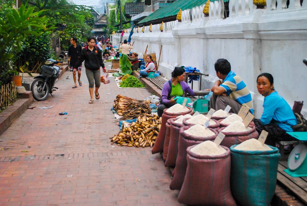 Pakbeng Market