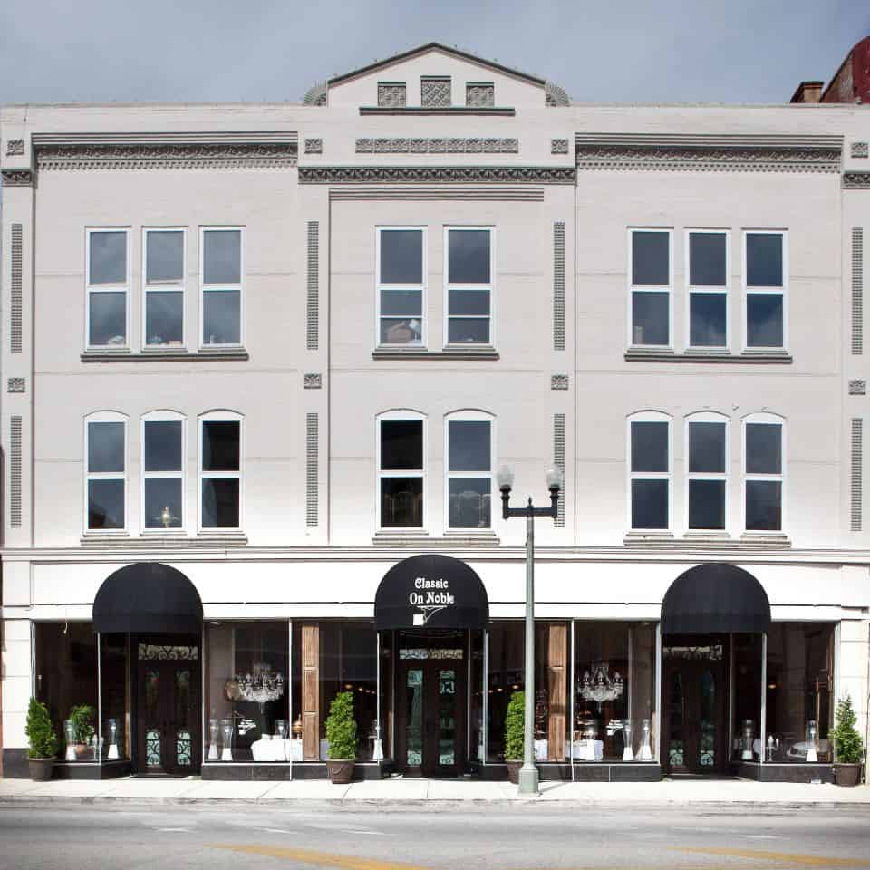 Classic On Noble Restaurant