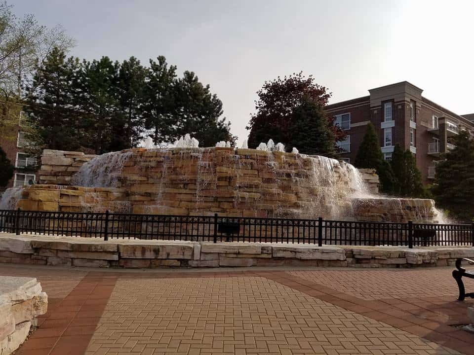 Niles Veterans' Memorial Waterfall, Niles