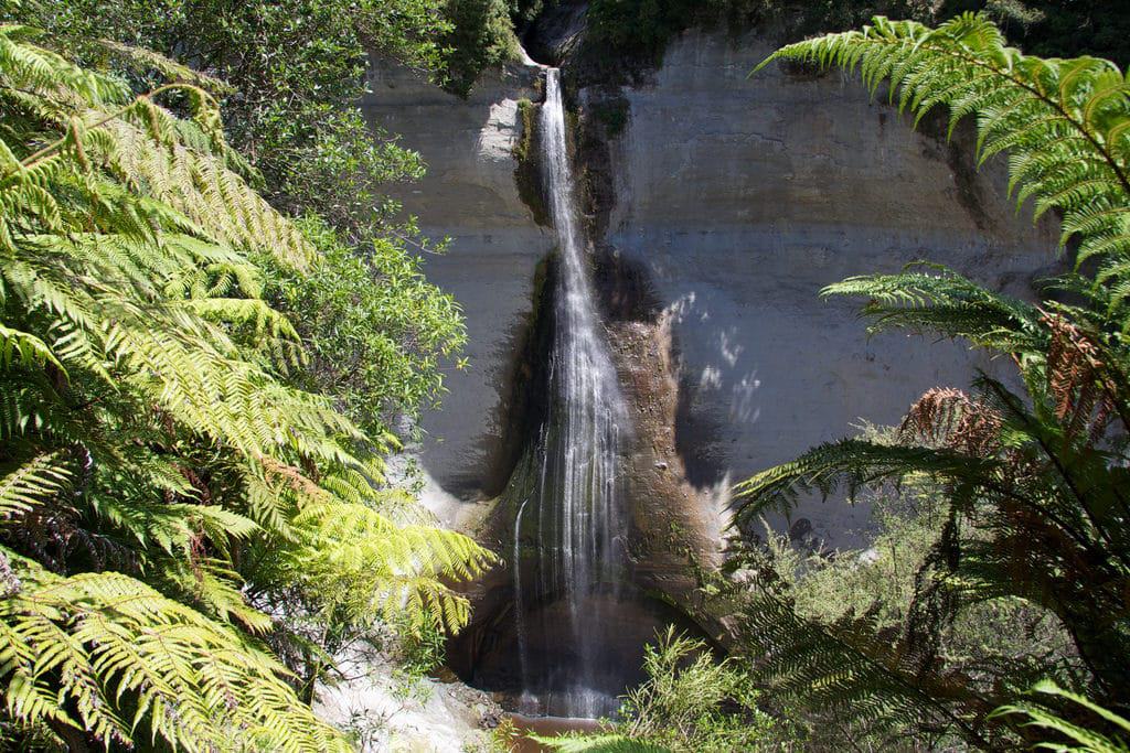 Mount Damper Falls, new zealand