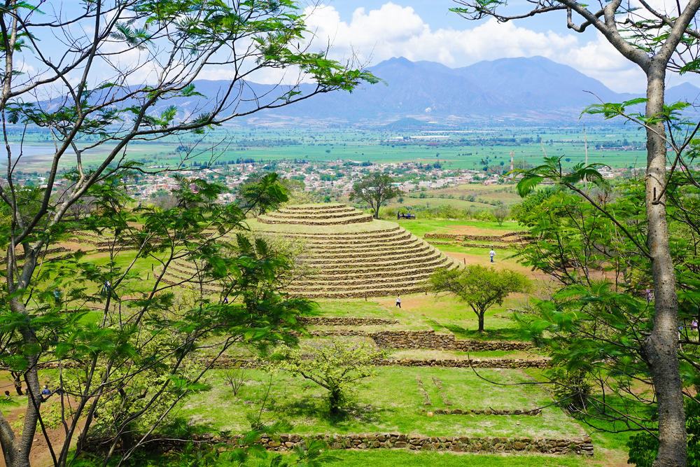 Guachimontones
