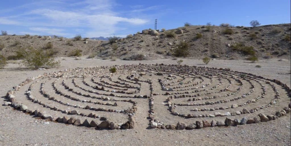 Laughlin Labyrinths