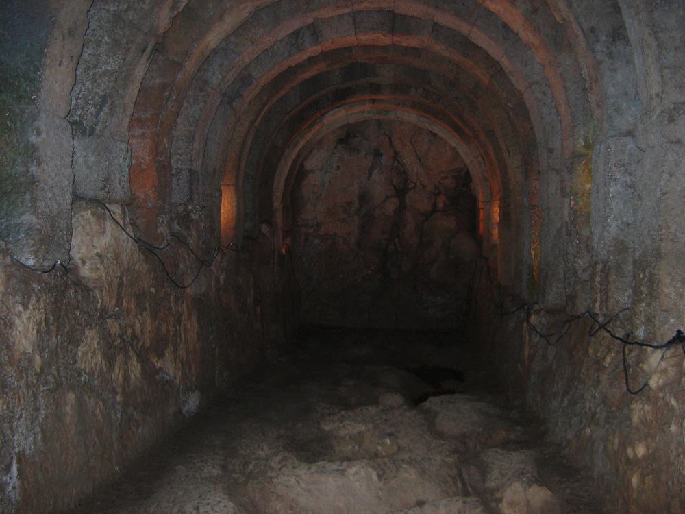 Necromanteion Underground