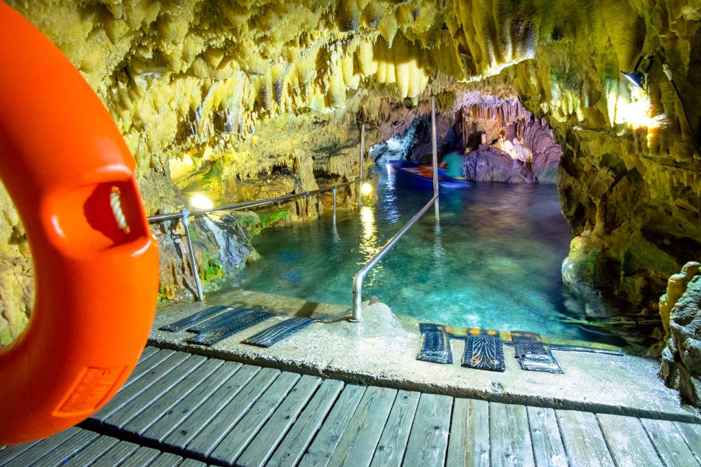 Diros Cave