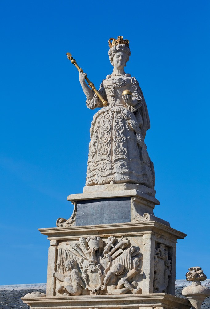 Queen Anne's Walk