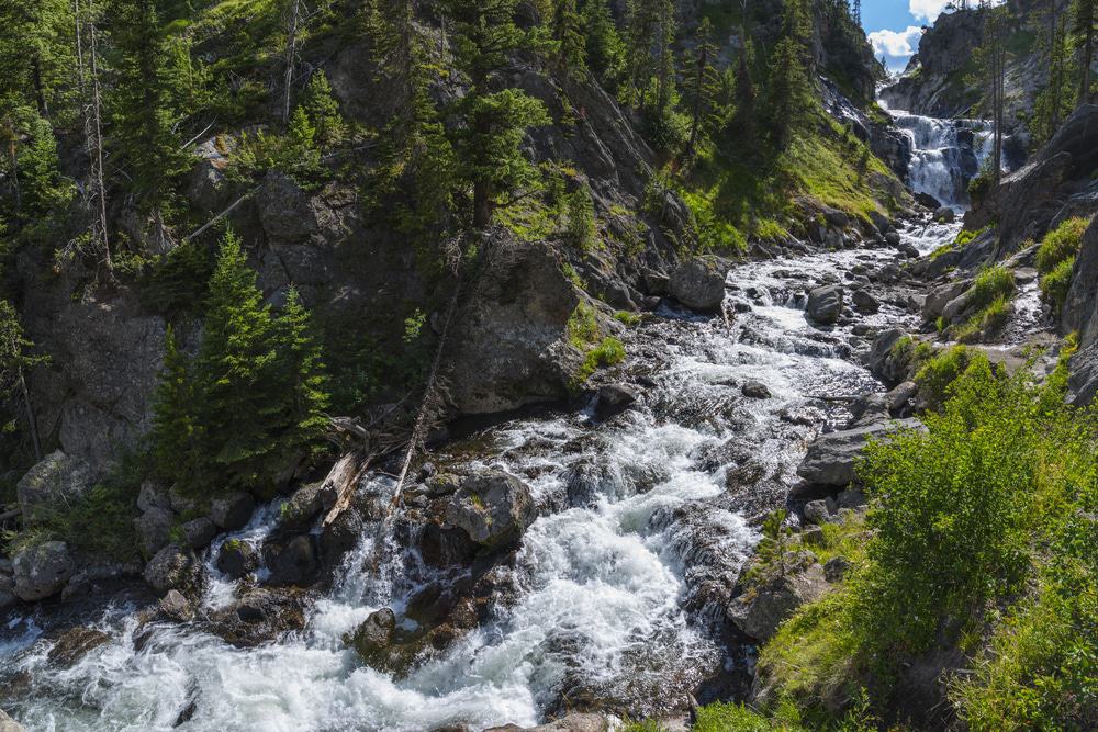 Mystic Falls, Yellowstone