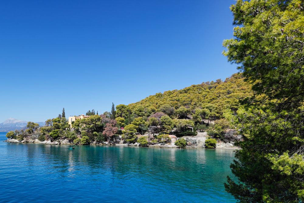 Love Bay, Poros