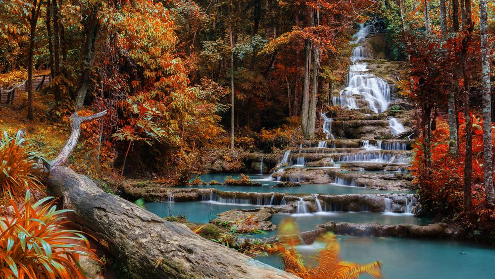 Pha Charoen Waterfall