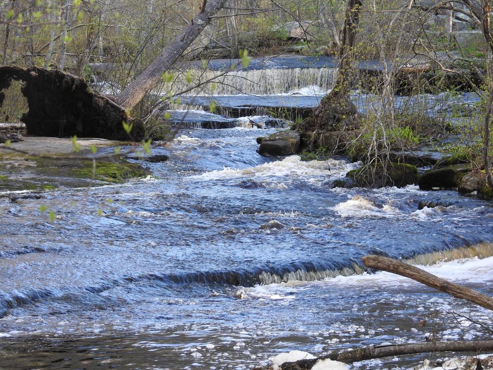 Stepstone Falls, Rhode Island