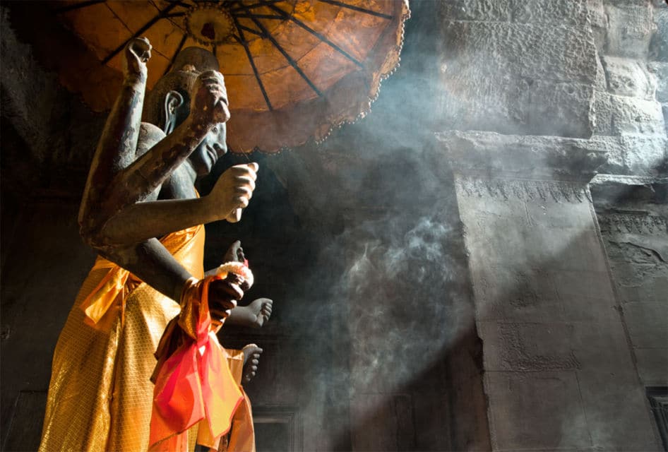 Angkor Photo Workshop Tour