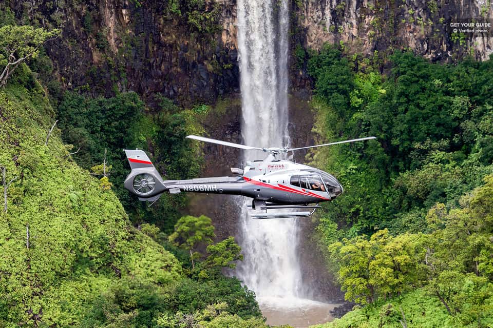 Scenic Flight Tour Over Western Kauai