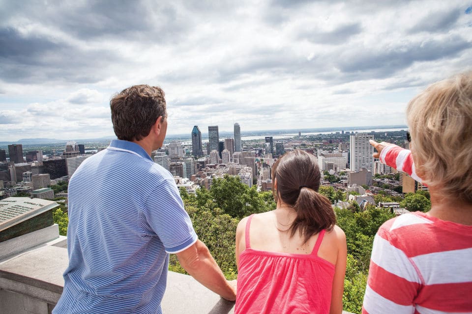 Small Group Sightseeing Tour