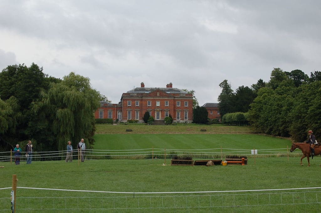 Kelmarsh Hall and Gardens