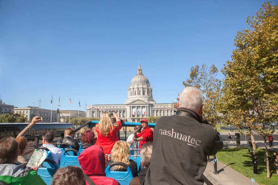 Hop-on Hop-off Bus Tour and Alcatraz Ticket