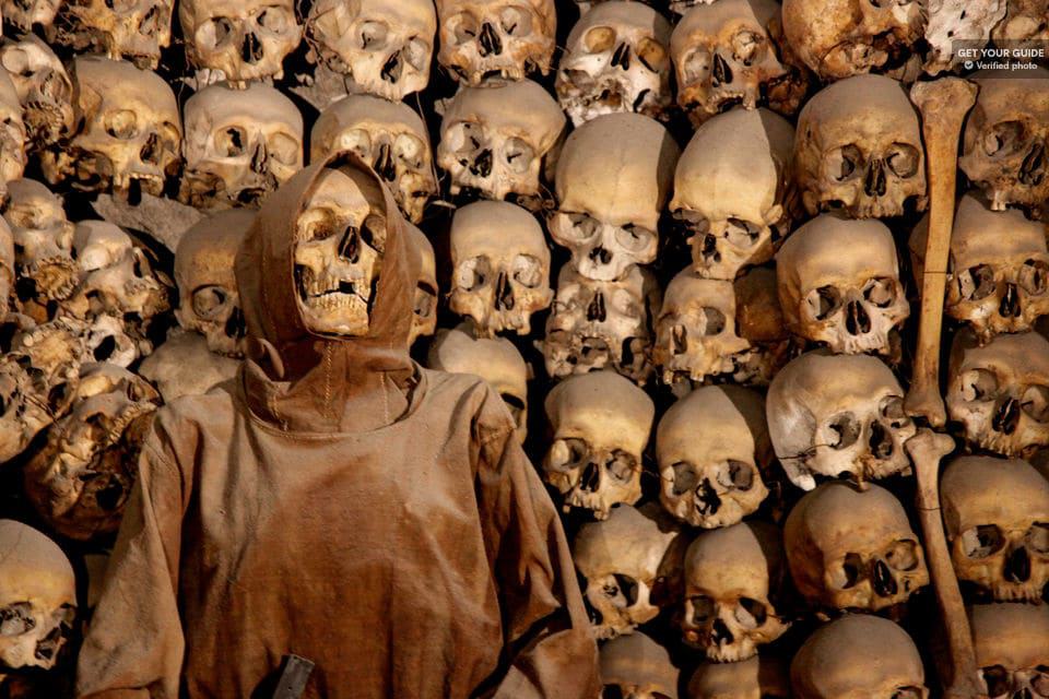 Crypts & Catacombs Tour