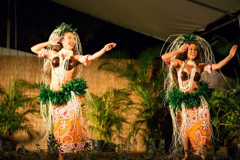 Diamond Head Luau Farm Experience With Dinner & Show