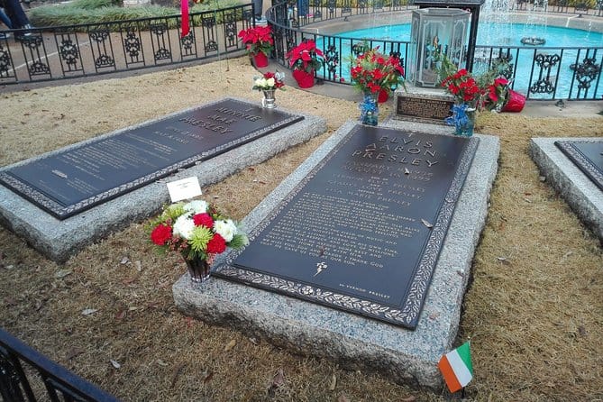 Elvis Memories Sightseeing Tour