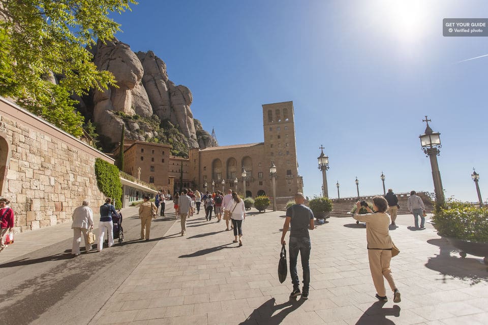 Montserrat, Tapas And Wine Half-Day Tour