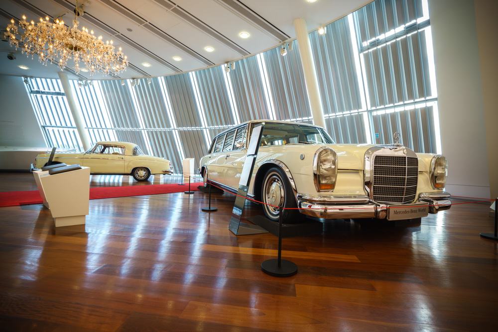 Mercedes-Benz World