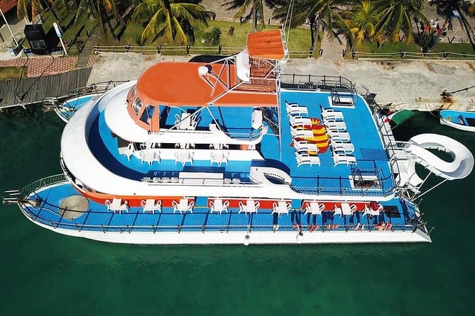 Catamaran Cruise With Snorkeling From Cancún
